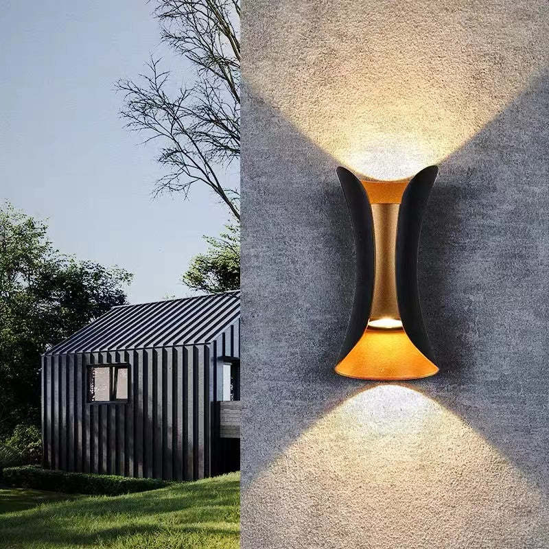 Nurex Applique Murale Simple Noir/Blanc/Or. Cour-Luire