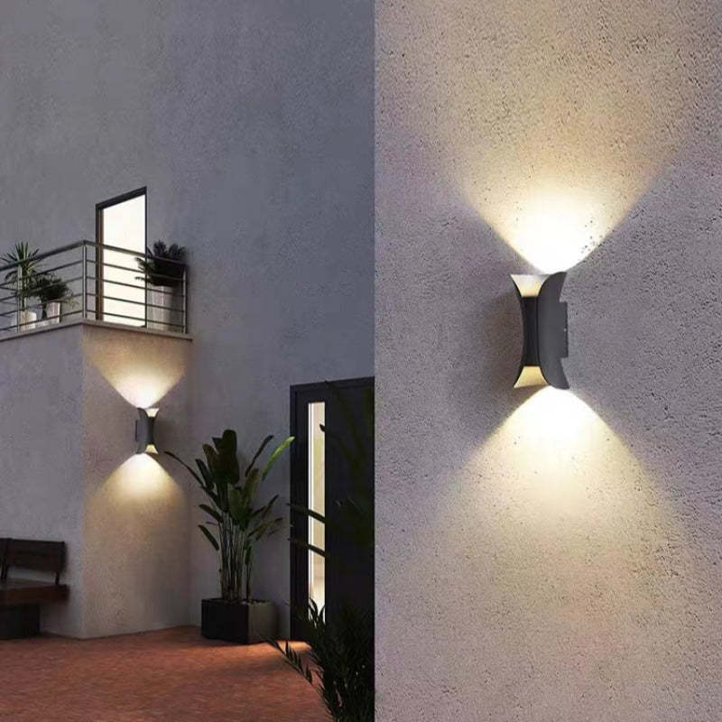 Nurex Applique Murale Simple Noir/Blanc/Or. Cour-Luire