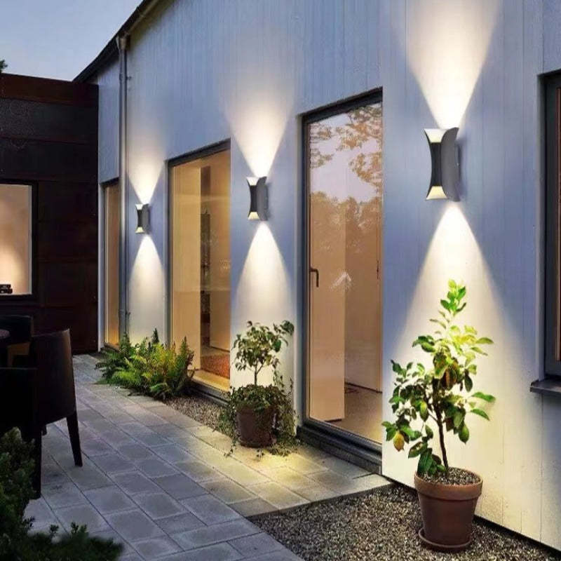 Nurex Applique Murale Simple Noir/Blanc/Or. Cour-Luire